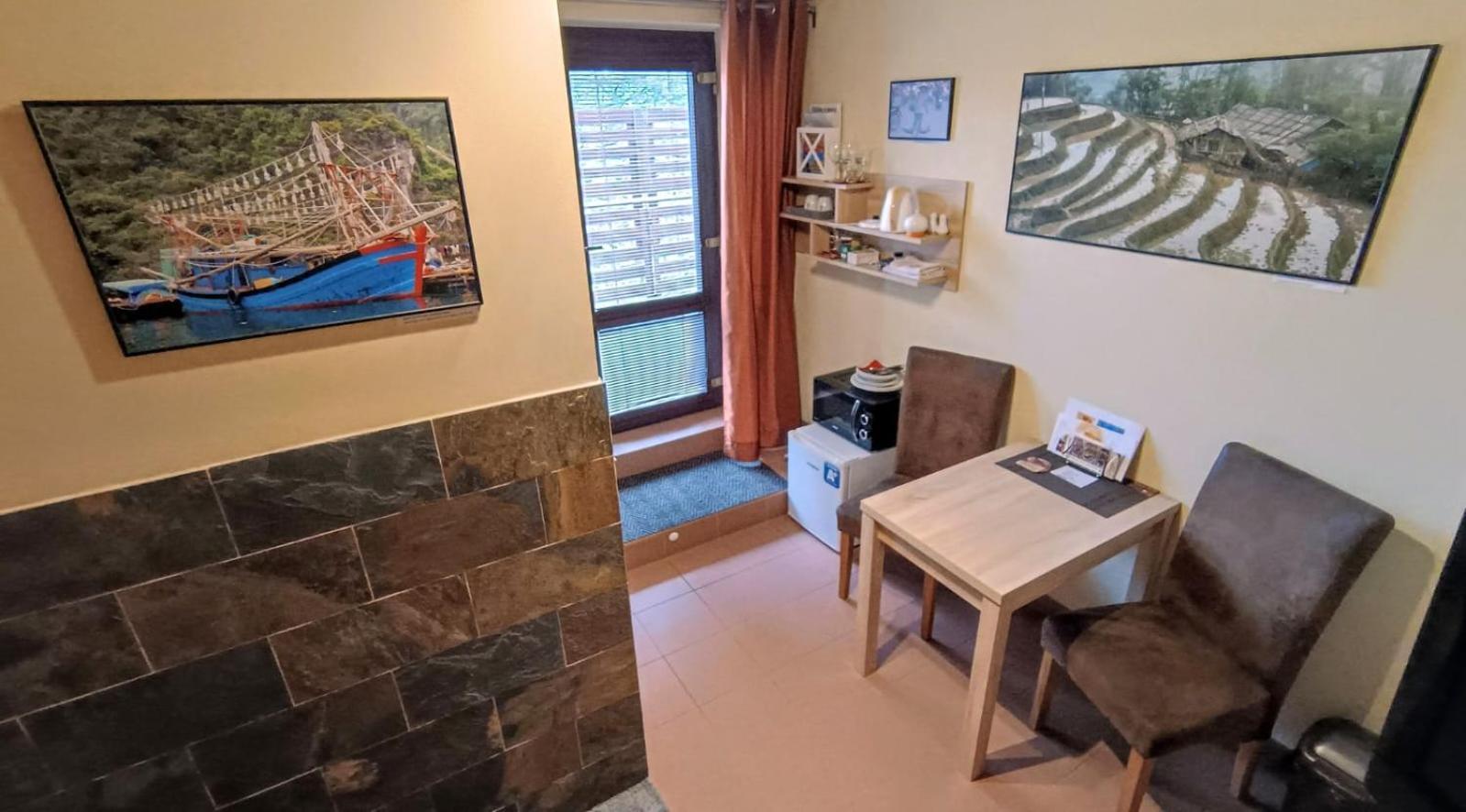 Guest House Sherpa Moravská Třebová エクステリア 写真